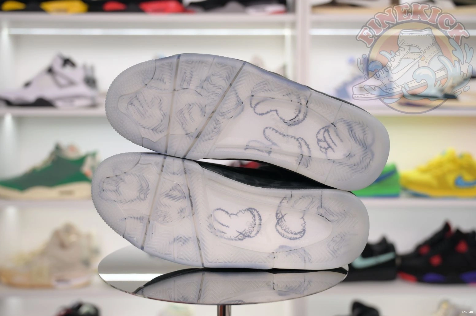 4 Air black Jordan kaws Jordan 0127